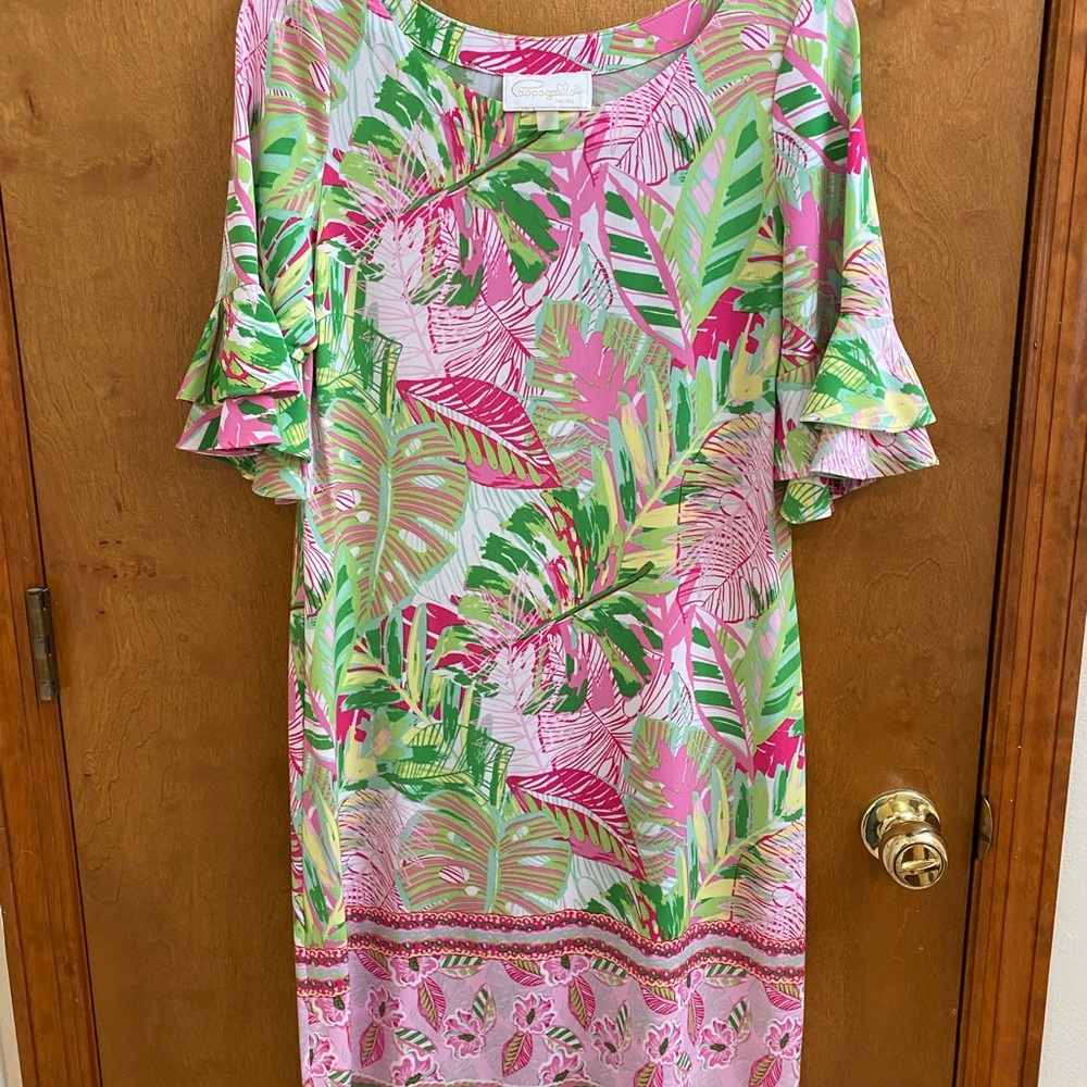 Cappagallo dress. Size medium. Length at knee. Printed fabric. Exc. cond.
